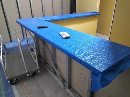 開店準備を進める新店舗の一角。