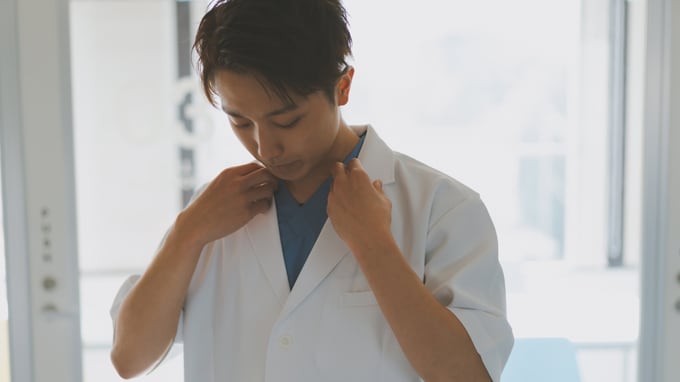 【第5回】「美容外科医です、とは言えなかった」…かつての偏見と、SNS時代の新たな“病理”（全10回）