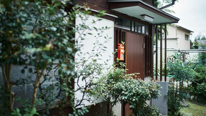 「もっと早く帰省すればよかった」…父の四十九日から10ヵ月後、息子が驚愕した〈年金月12万円〉79歳母の異変 