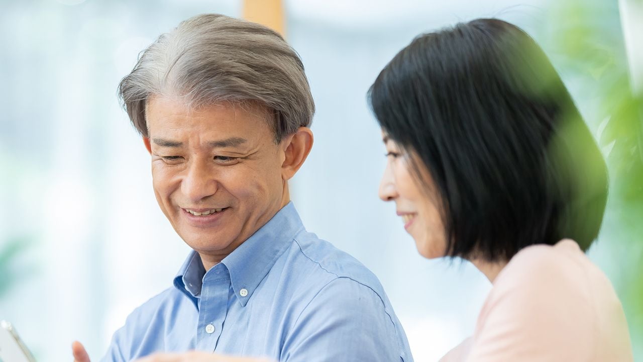 「お金で孫を釣るのはやめました」…〈年金月32万円・貯金4,000万円〉60代夫婦、孫に囲まれた「幸せなセカンドライフ」の行方