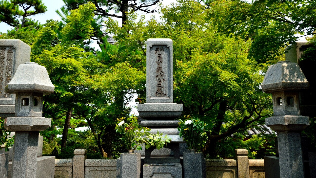 生前の購入で相続時の税制上「有利になる財産」とは?