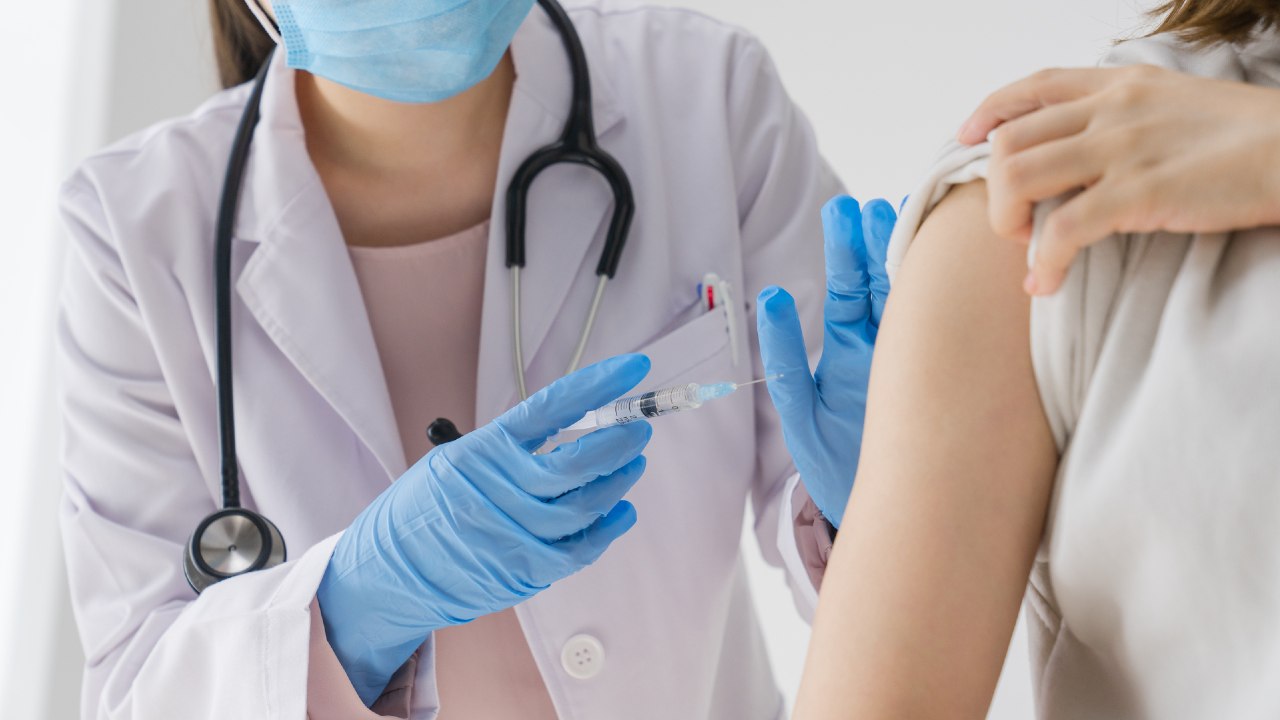コロナワクチン「18歳以上の全村民の3回目接種率」は90%以上…現場の医師が明かす「福島県平田村」の先進的な取り組み