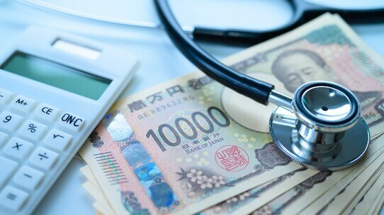 富裕層がハマる〈再生医療〉の泥沼…自由診療に潜む「法的リスク」と、危険を見極める「重要チェック項目」【弁護士が解説】