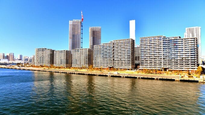 湾岸エリアタワマンは外国人購入者30％超？…エリートサラリーマンの子どもたちはすでに「国際競争の最前線」に