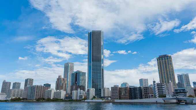 「タワマンにして正解でした」〈世帯年収1,600万円・40代共働き夫婦〉が住み替え後に実感した“意外な安心”