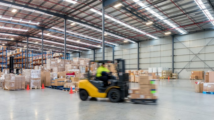 売上減少、健康被害も…工場の「床の傾き」による悪影響