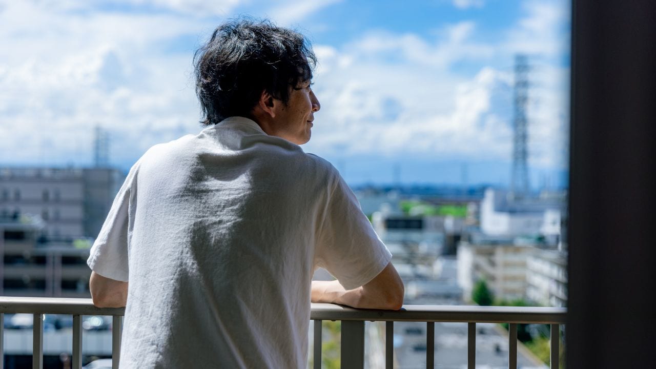 東京に行けば何かが変わると思ってた…月収25万円・27歳で上京した男性、5年後に直面した「過酷な現実」