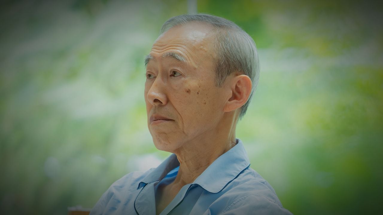 〈年金20万円〉1人暮らしの78歳元教員父が「絶対に来るな！」と徹底拒否…心配した50歳娘が実家の玄関ドアをこじ開けた先に見た〈悲惨すぎる光景〉