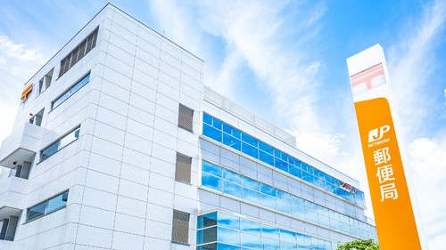 業界再編はあらゆる業界で起きている。（※写真はイメージです／PIXTA） 