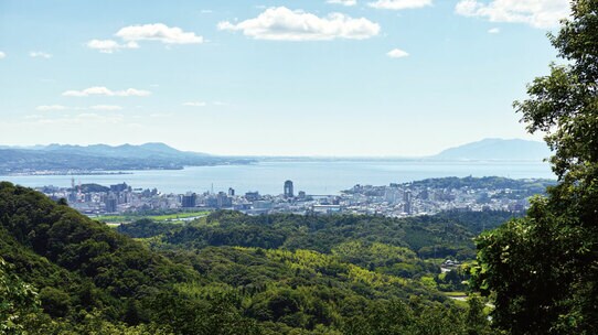 進む高齢化…「田舎」と「人口減少」にまつわる誤解とは?