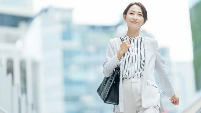 年収300万円の非正規雇用・35歳女性…“たった3年”で「年収1億円の経営者」になれたワケ【経営コンサルタントが解説】