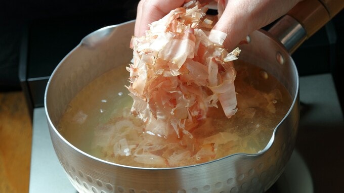 医者である筆者が「出汁をとるならカツオ節」を勧める理由