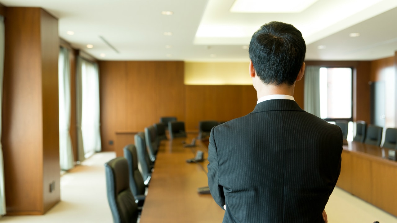 事業承継後、先代経営者に求められる役割とは?