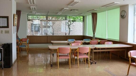 「こんなはずじゃなかった…」月13万円の年金で〈介護付き有料ホーム〉に入った78歳男性が語る「入居後の誤算」