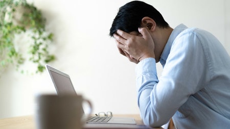 投資には「こんなはずではなかった」はつきもの（※画像はイメージです／PIXTA）