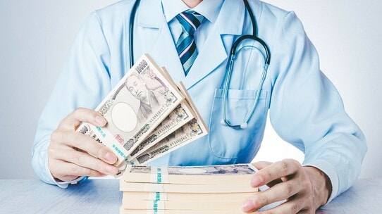50代の開業医「外貨でも持とう」の思いつきで1億円が30億円に【富裕層のリアル】