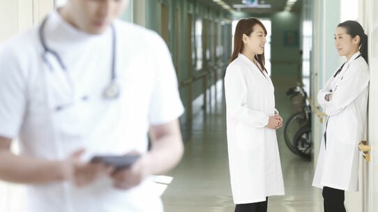 「いつでもどこでも受けられる」日本の良き医療が崩壊する日