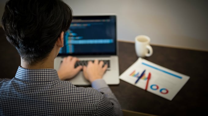 ファミリービジネスの後継者が持つ「生得的地位」とは？