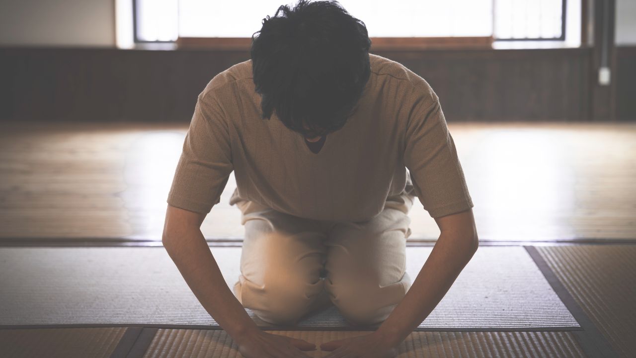 「お父さん、ごめんなさい…」〈借金1,000万円〉で詰んだ41歳長男が土下座。「大丈夫だ。俺に任せておけ」と年金繰下げ中の69歳父、「まさかの決断」