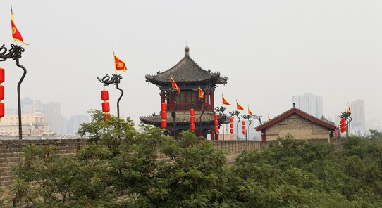 不動産市況の低迷が増幅する中国の「地方債務リスク」