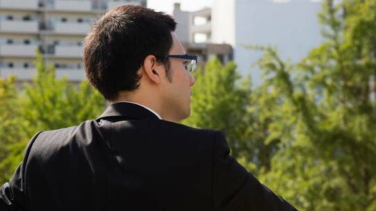 基本給15万円「辞めたいのに」…ブラック企業に入社した新卒のどん底【弁護士が解説】