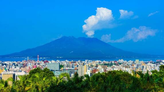 鹿児島県を象徴する活火山、桜島…昔は名前通り「島」だった！