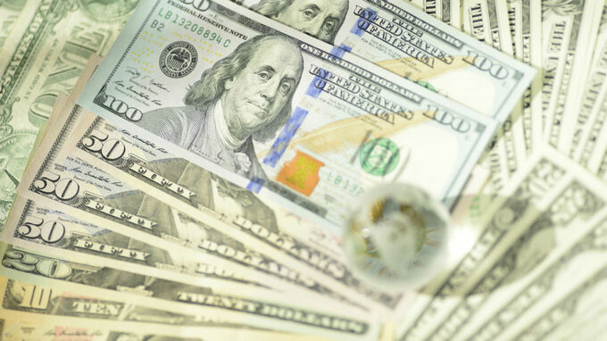 利益が出たら「決算賞与」を使って節税する