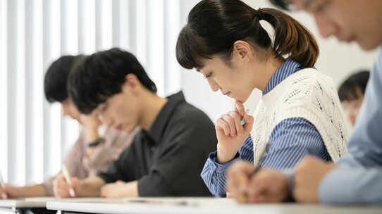私立医学部受験「偏差値50台が合格」「偏差値70以上でも不合格」が多発する“特殊事情”
