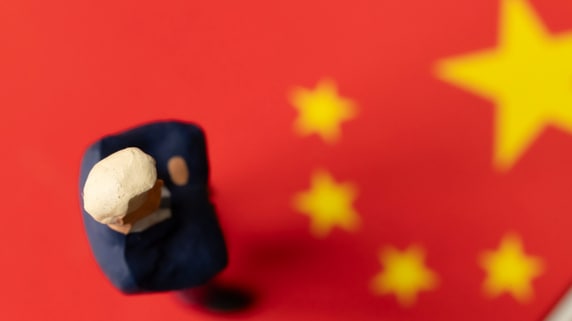 朝令暮改の米関税政策と米中報復合戦と米国売りについて【解説：三井住友DSアセットマネジメント・チーフマーケットストラテジスト】