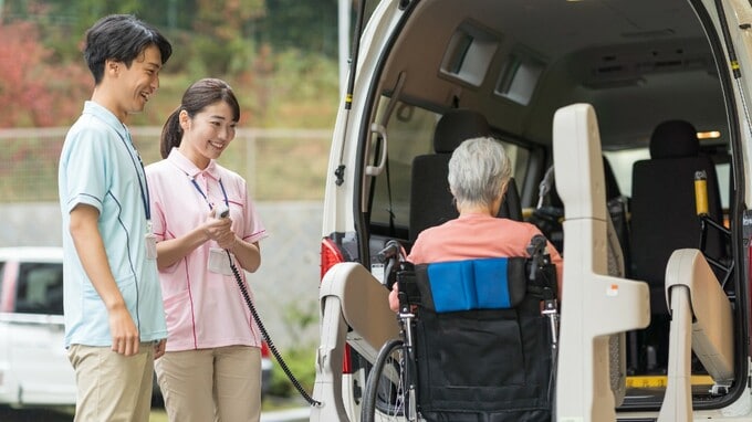 「寄り添う介護を実践してます」掲げる老人ホームの本質的問題