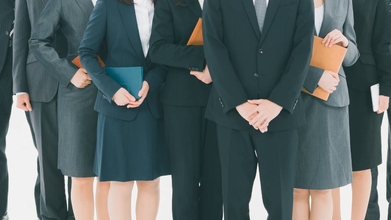 金持ちの租税回避を逃さない!国税庁「富裕層PT」の全容