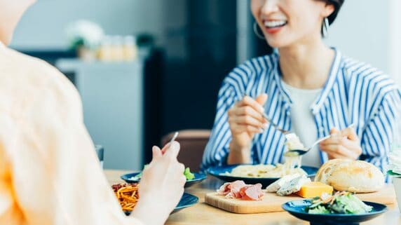 「塾行ってないんだ？」ママ友の“何気ない一言”にざわつく胸…教育費で広がる“家庭間の見えない格差”