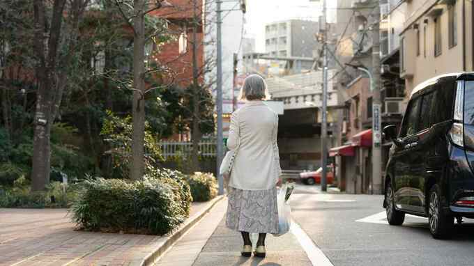 「寂しい。でも、もう追いかけません」〈年金月22万円・貯蓄1,500万円〉74歳女性、孫との距離から学んだこと