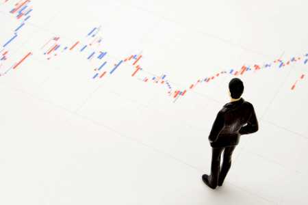 どうして上がる？／PIXTA