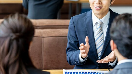 クロージング率8割、値下げナシ…デキる営業マンの「売り方」