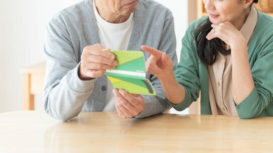 老後の医療費、保険で備えるべき？⇒割安ネット保険でも「モトを取りたいなら得策ではない」【FPが回答】