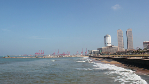 公営・民営・中国系――コロンボ港を舞台にコンテナ争奪戦