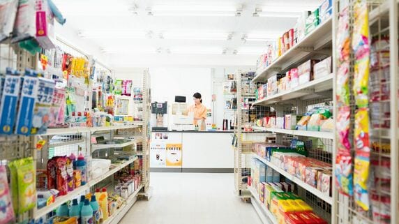 早くお金を貯めたくて…〈年収520万円〉FIREを目指す32歳会社員「誰にも迷惑をかけていない」と豪語も、いつしか超えていた一線。アパートから1分の「コンビニ」で赤っ恥のワケ