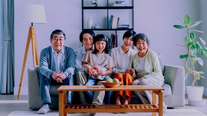 恐ろしい通帳残高に悲鳴。60歳時の資産2,800万円で「セカンドライフも安泰」の元会社員が、10年足らずで老後破綻まっしぐら…幸せな老後生活の末路