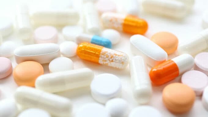 医薬品のデータベース　eBASE ドラッグストア開拓　元気な業界に進出