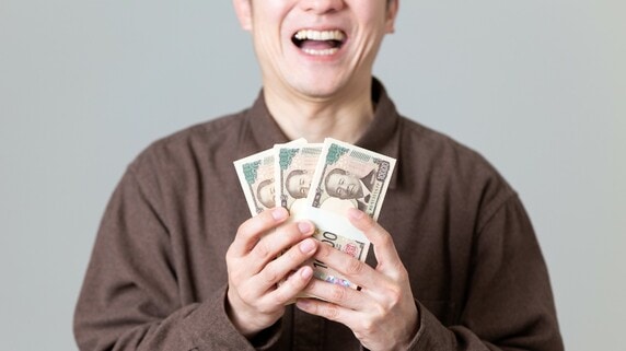 「これで人生変わる！もう働かなくてもよくなる」大金持ちの叔父の養子になった甥、“2億円の都心一等地”を相続も…一転、借金地獄の日々に陥ったワケ