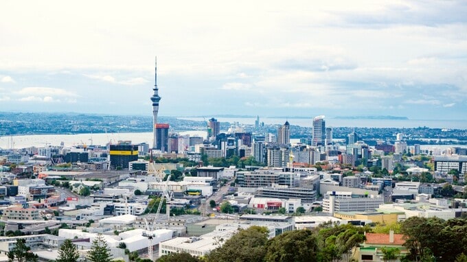 NZ、洪水・地滑りで死者も…異例の豪雨・サイクロン発生で 「住宅浸水多発」の非常事態