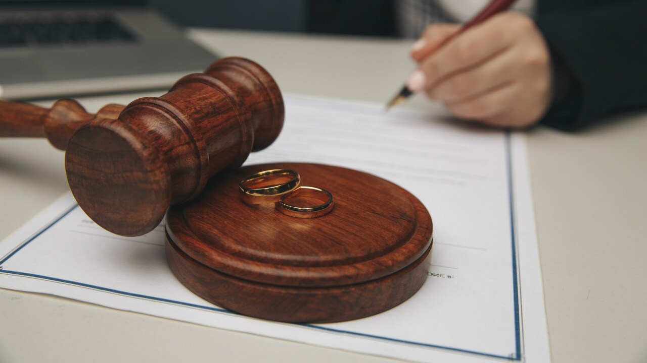 弁護士への「離婚相談」…ベストなタイミングはいつなのか?