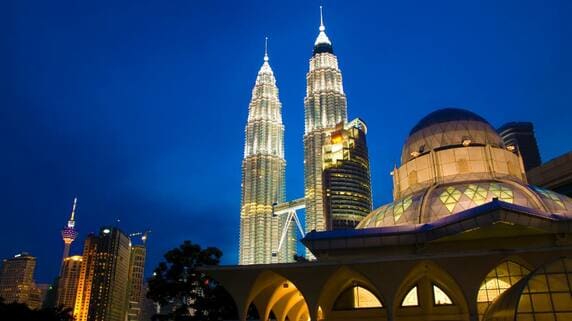 「マレーシア就職で人生が変わるって…誰が言ったんだろう」日本の若者を飲み込む“BPO就職”のリアル