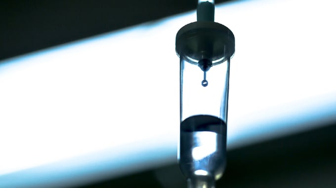 ついに抗がん剤治療開始…「白血病を発症した教師」の闘病記録