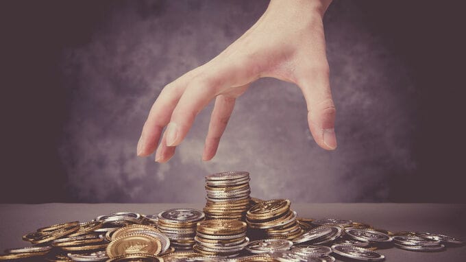 投資信託の恐い実態…高い信託報酬で「金融機関のカモ」に!?