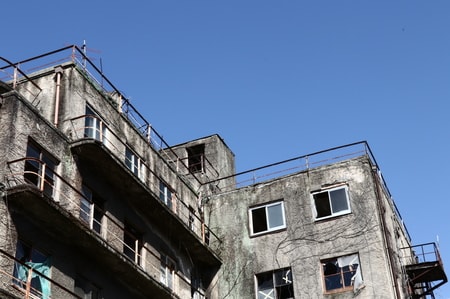 沈黙のまま蝕まれていった