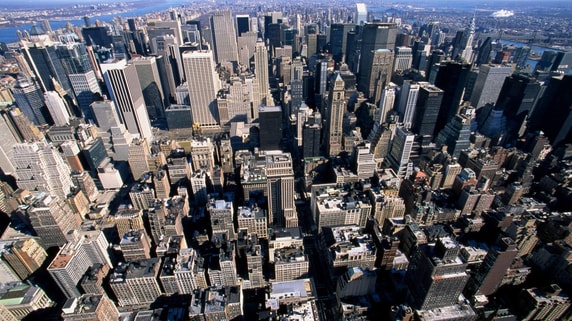 7月雇用統計ショックで“揺れた”8月の米ドル／円…9月も5日発表の「8月雇用統計」が再び波乱の火種に。今月の予想レンジは〈143～148.5円〉【国際金融アナリストが解説】