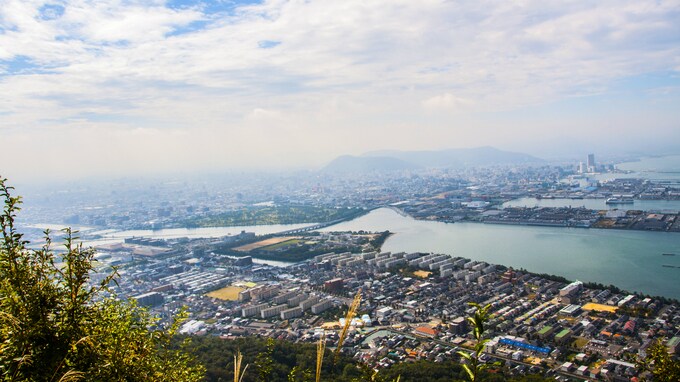 高松市の地域通貨「めぐりんマイル」の課題と対策