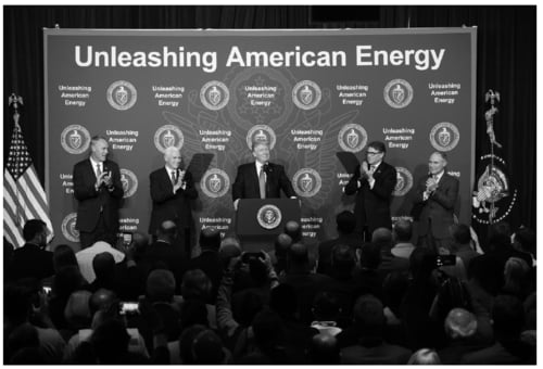 ⭐️出所：ホワイトハウス（https://www.whitehouse.gov/blog/2017/06/30/president-trump-vows-usher-golden-era-american-energy-dominance）